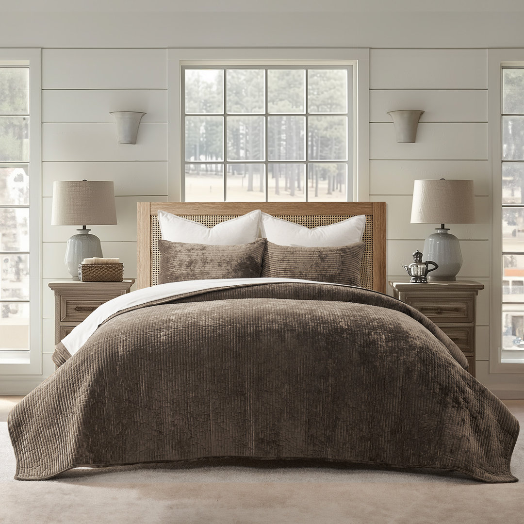 Striped Channel Velvet Quilt Set